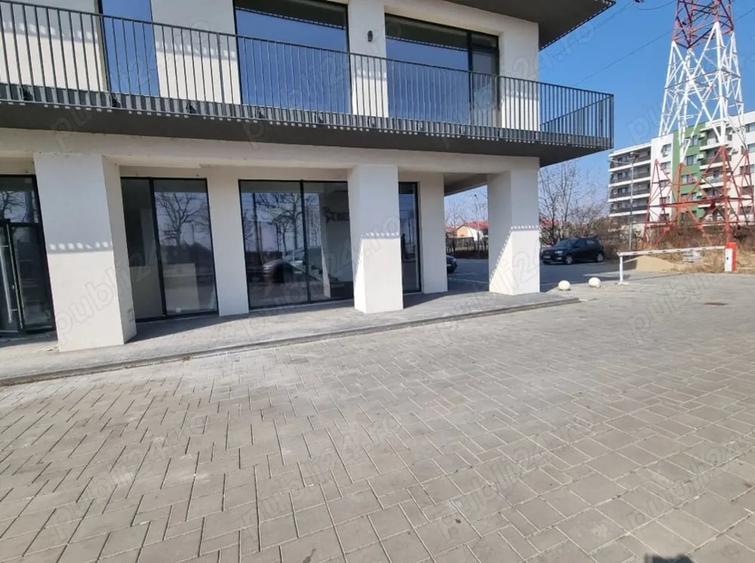 Spațiu comercial, de 15 mp, în Orizont
