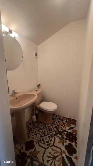 Apartament cu 5 camere în Central
