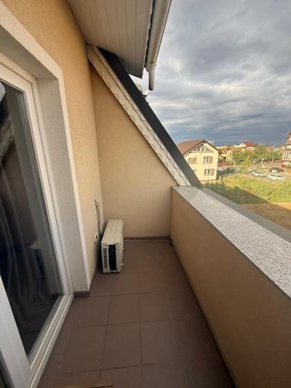 Apartament cu 2 camere decomandat, mobilat în Tractorul