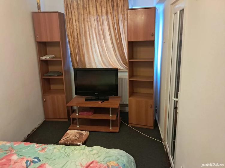 Apartament cu 2 camere nedecomandat în Central