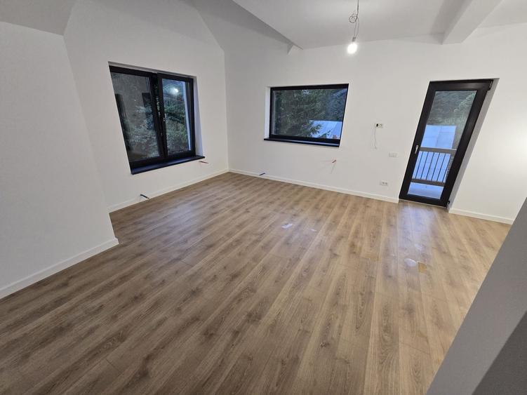 Apartament cu 2 camere decomandat în Zamora