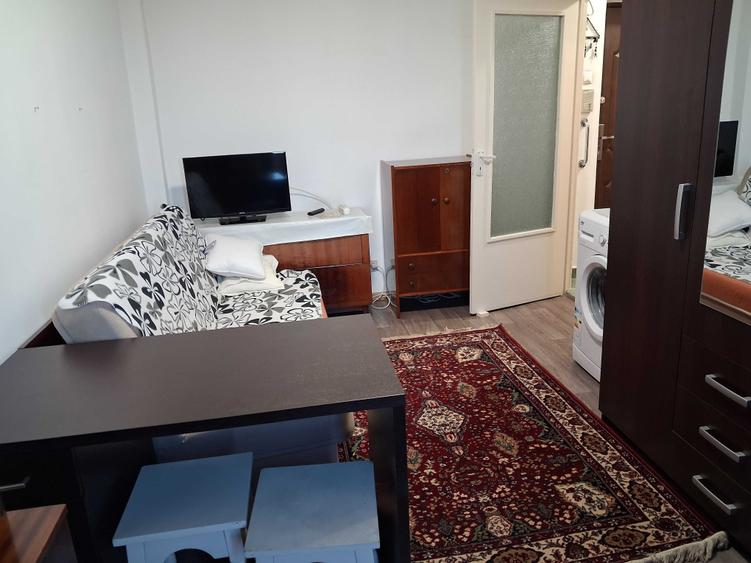 Chirie Apartament cu 1 camera - zona Piata Decebal, exact langa statia de tramvai - zona Premium! - 2