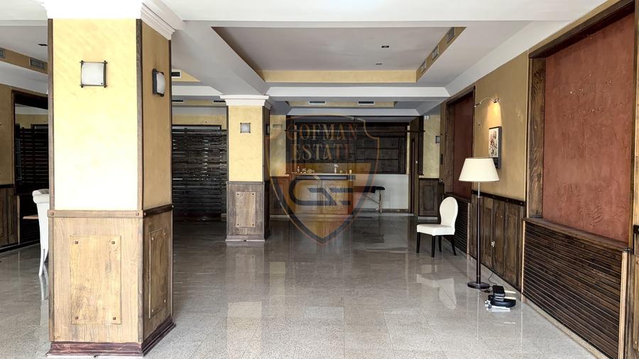 Spațiu comercial, de 348 mp, în Central