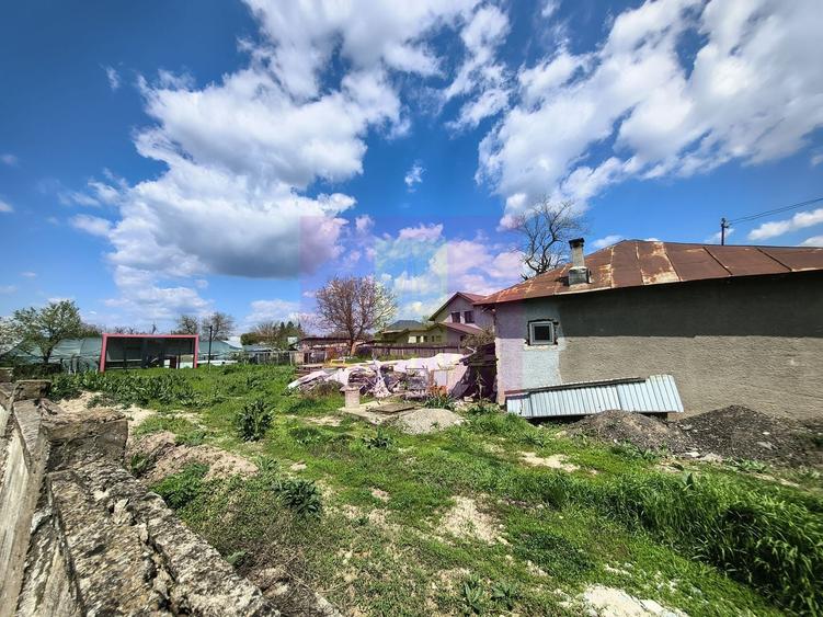 Teren Construcții intravilan de 500 mp, în Poșta