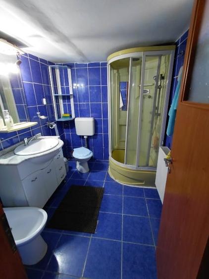 Casă individuală cu 3 camere cu Canalizare în Blejoi