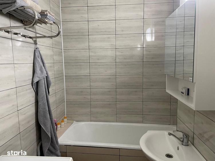 Apartament cu 3 camere în Vatra Luminoasă