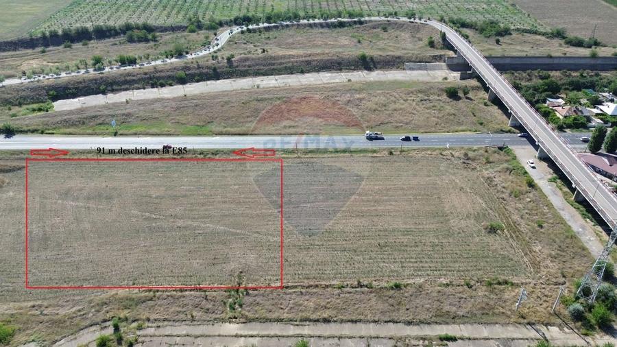 Teren agricol extravilan de 9971 mp, în Periferie