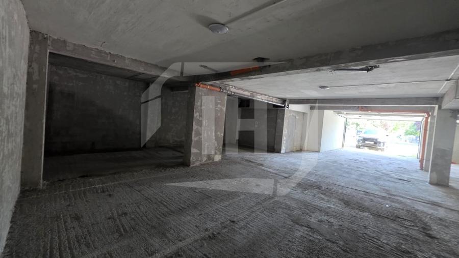 Spațiu comercial, de 200 mp, în Dâmbul Rotund