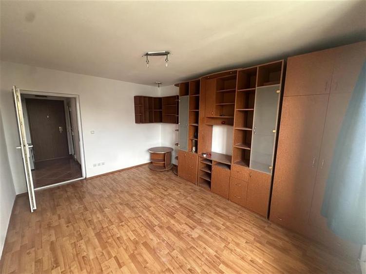 Apartament cu 2 camere decomandat, mobilat în Circumvalațiunii