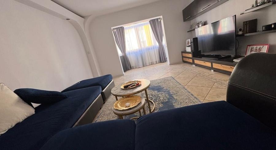 Apartament in Topolveni - 1