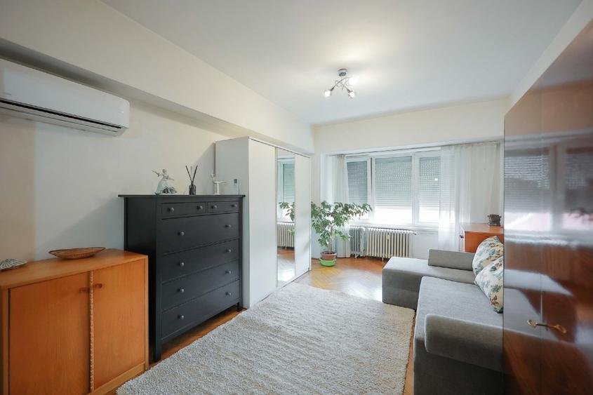 Apartament cu 3 camere decomandat, mobilat în Ultracentral
