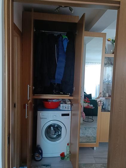 Apartament cu  2camere,etaj intermediar,zona Eroilor - 16