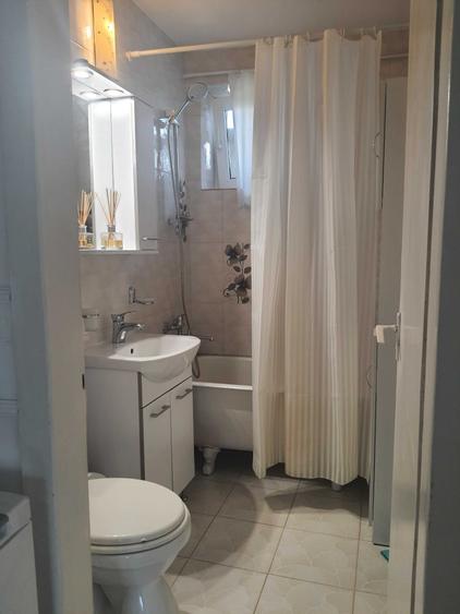 Apartament de inchiriat - 4