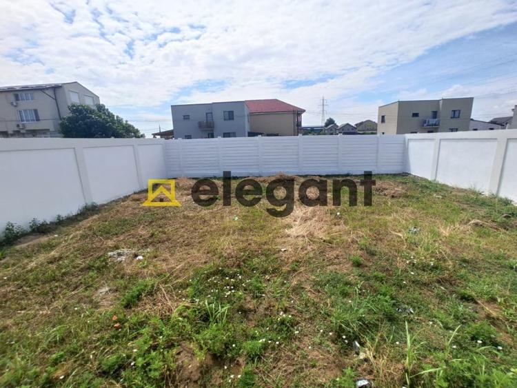 Casă individuală cu 4 camere cu Teren 328 Mp în Periferie