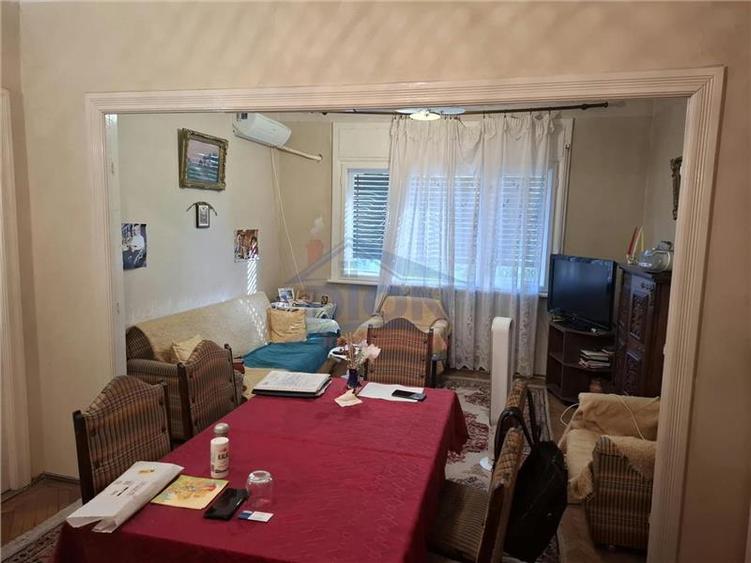 Apartament cu 5 camere circular în Cotroceni
