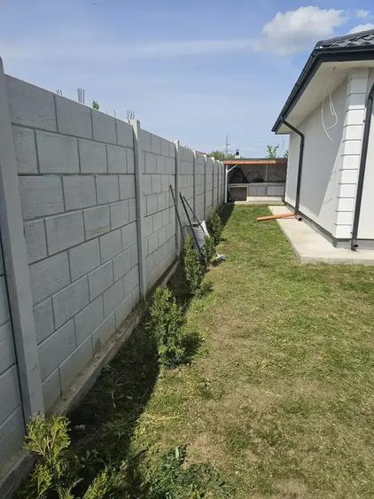 Casă cu 3 camere cu Teren 427 Mp în Central