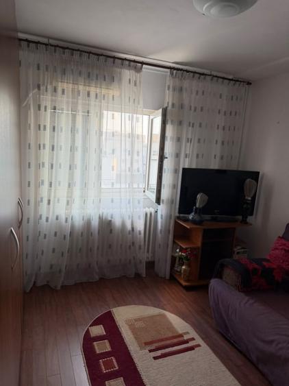 Apartament cu 2 camere decomandat, mobilat în Drumul Taberei
