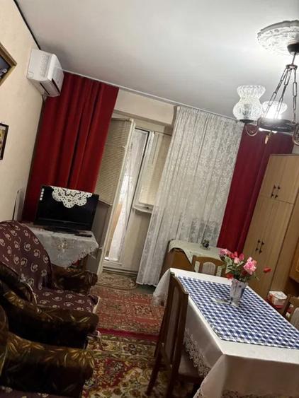 Apartament cu 2 camere decomandat în Micro 18