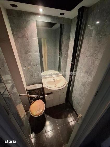 Apartament cu 4 camere decomandat în Ostroveni