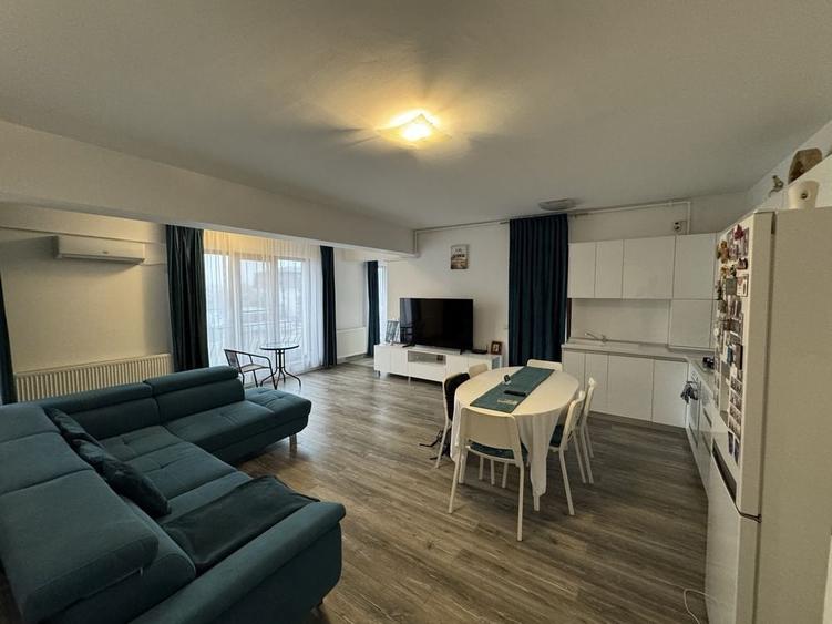 Apartament cu 2 camere semidecomandat, mobilat în Virtuții