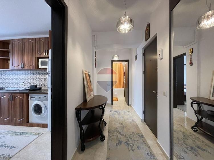 Apartament cu 2 camere decomandat, mobilat în Central