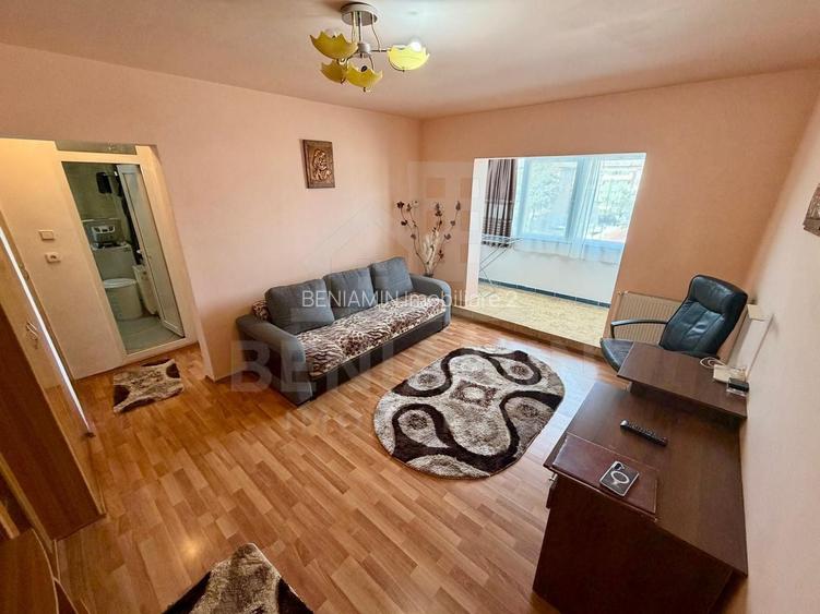 Apartament doua camere - centrala termica - Kaufland Craiovita etaj 3