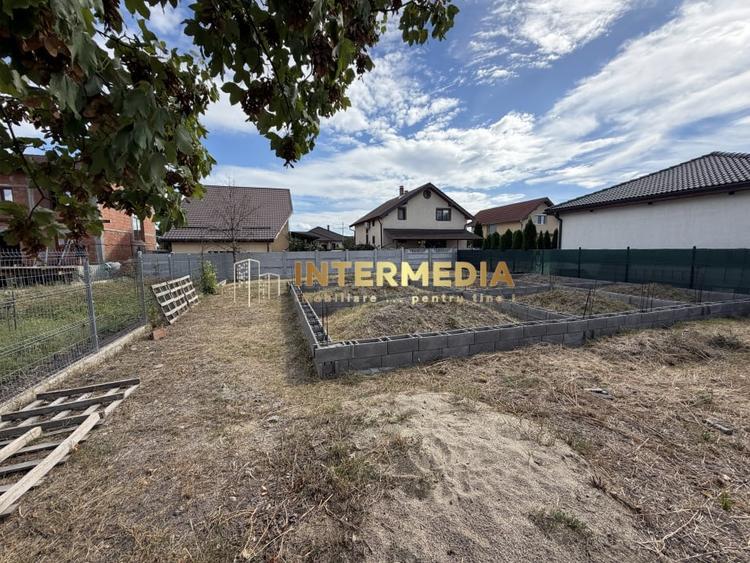 Teren Construcții intravilan de 333 mp, în Cetate