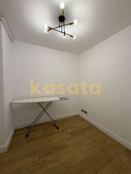 Apartament cu 5 camere semidecomandat, mobilat în Nord