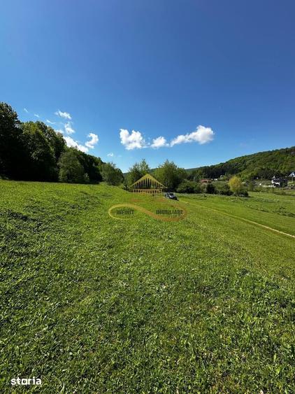 Teren de 1439 mp, în Mărgineni