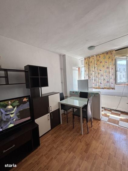 Garsonieră decomandată în Dristor
