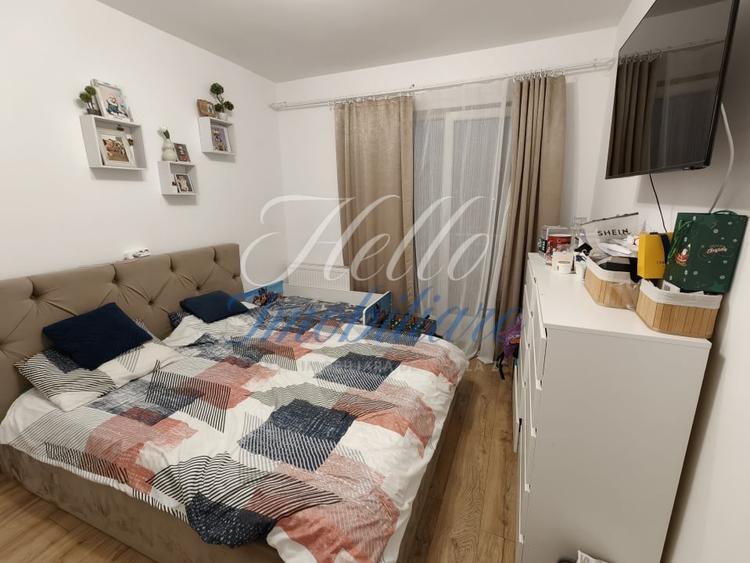 Apartament cu 2 camere semidecomandat, mobilat în Florești