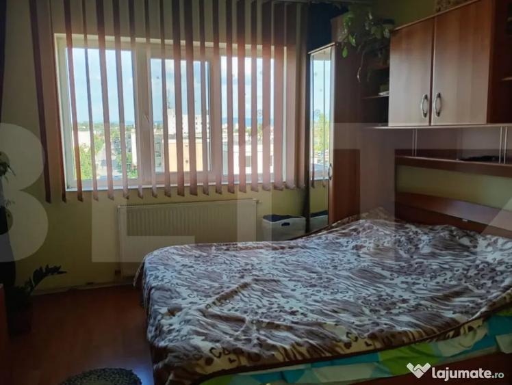 Apartament cu 3 camere decomandat, mobilat în Ciucului