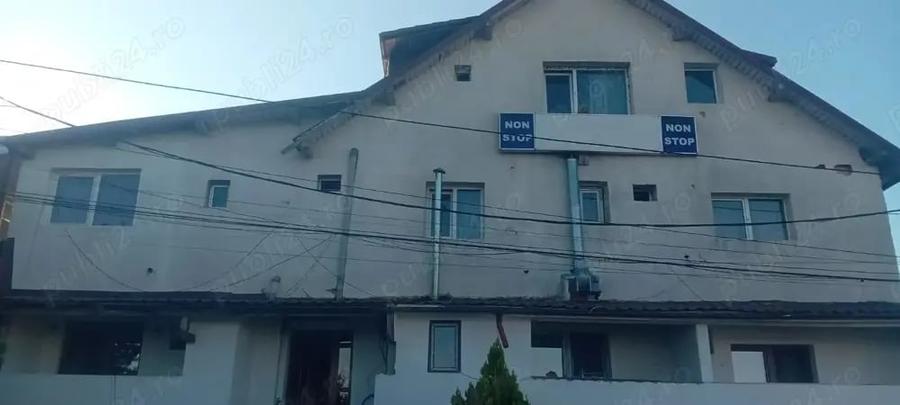 Casă cu 6 camere cu Teren 600 Mp în Geamăna