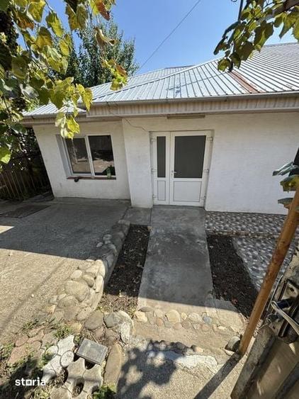 Casă cu 3 camere cu Teren 70 Mp în Central