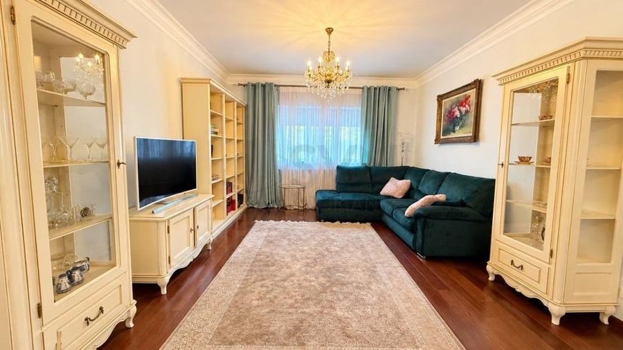 Apartament cu 3 camere decomandat, mobilat în Dorobanți