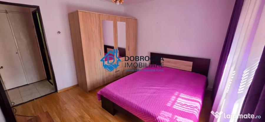 Apartament cu 3 camere decomandat în E3