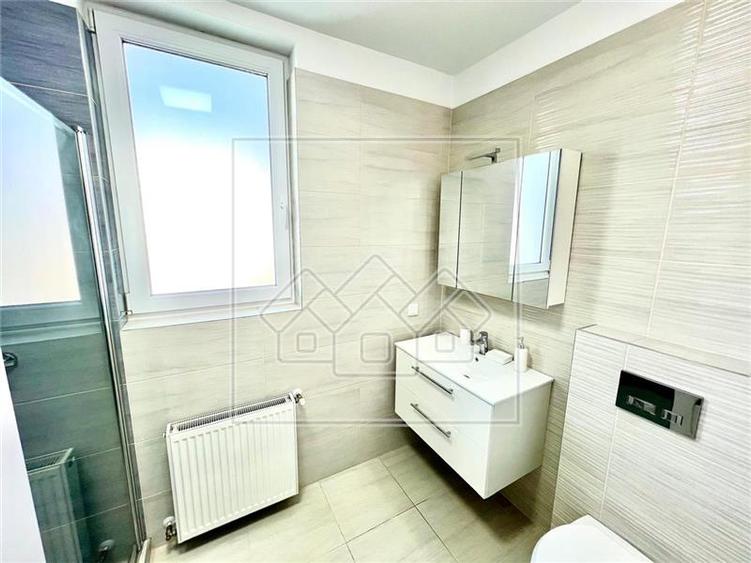 Ap. 2 camere, balcon, bloc nou, lift, loc parcare - City Residence - 5