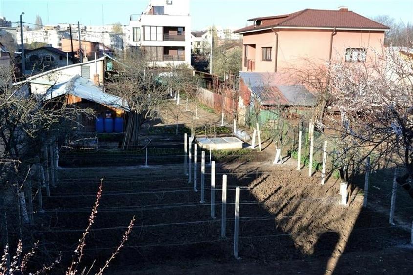 Teren Construcții intravilan de 2457 mp, în Drumul Taberei