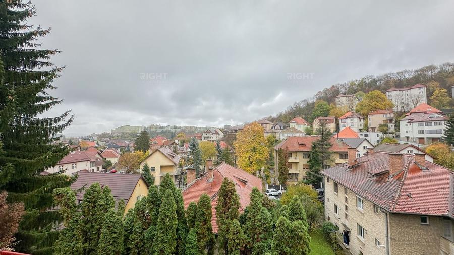 Apartament cu 2 camere decomandat, mobilat în Central