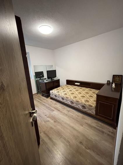 Apartament cu 2 camere semidecomandat, mobilat în Titan