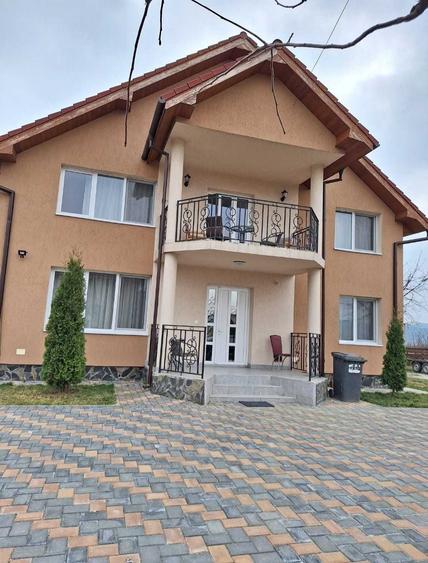 Casă cu 4 camere cu Teren 500 Mp în Cristeștii Ciceului