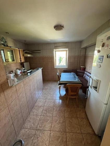 Apartament 3 camere decomandate, et 4 , Craiovita Noua - 2