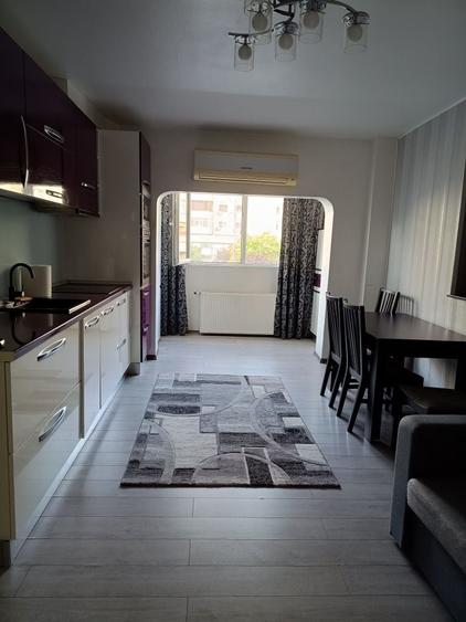 Apartament cu 2 camere decomandat în Ultracentral