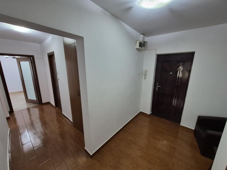 Apartament cu 2 camere decomandat, mobilat în Câmpia Libertății