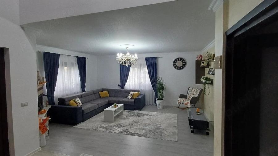 Casă cu Teren 800 Mp în Moara