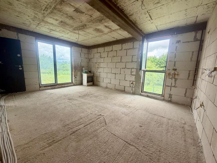 Apartament cu 3 camere în Micești