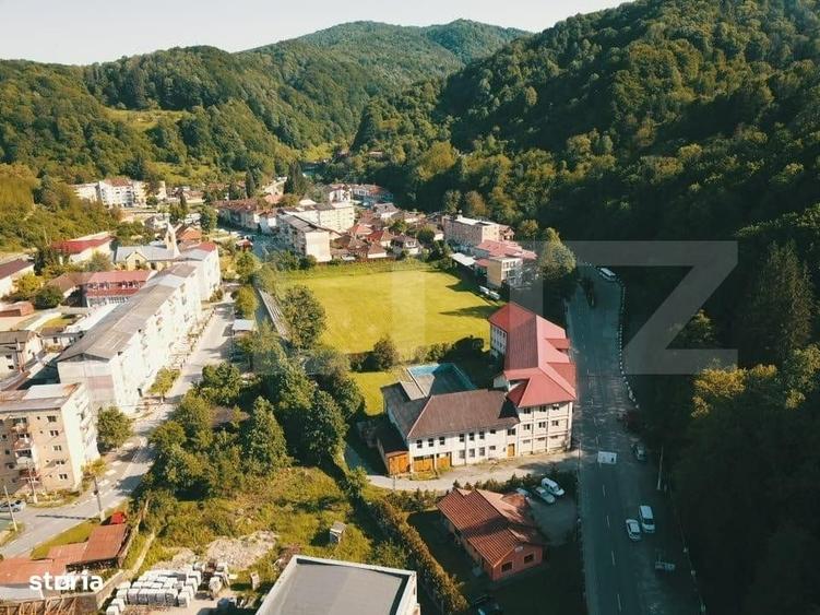 Spațiu comercial, de 1,857 mp, în Central