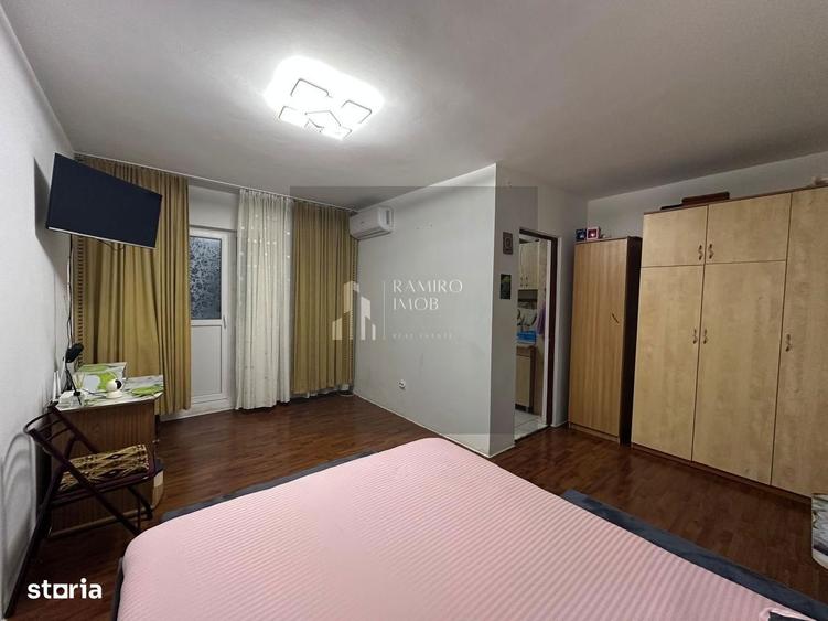 Garsonieră în Titan