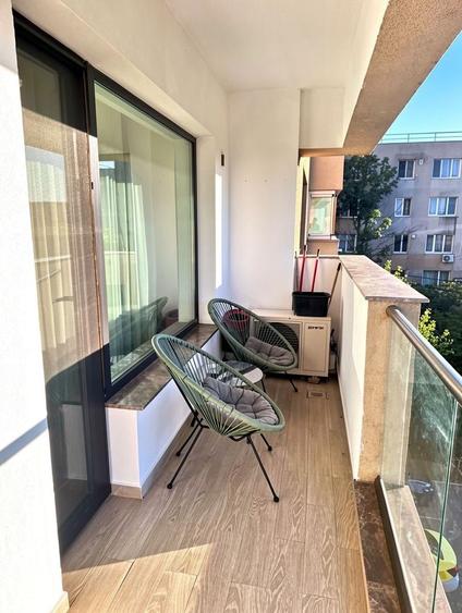 Apartament cu 2 camere decomandat, mobilat în Grozăvești