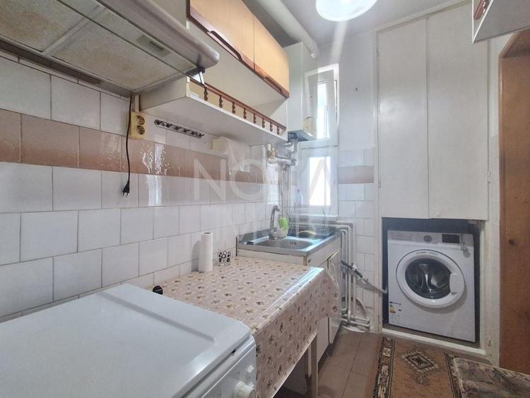 Apartament cu 3 camere semidecomandat, mobilat în Hipodrom 2